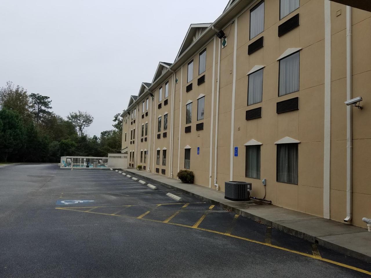 Baymont By Wyndham Grovetown Augusta Hotel Ngoại thất bức ảnh